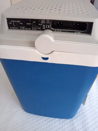 Nevera Eléctrica Camping 24L 12V/230V