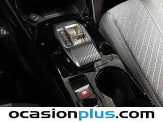 Peugeot 2008 Allure Hybrid eDCS6 100 kW (136 CV)