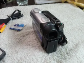 Sony Handycam DCR-DVD306E