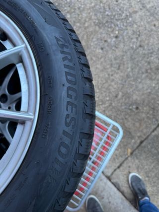 Neumáticos M+S. R16