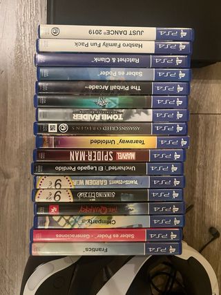 PS4 Slim 1TB Negra y Roja