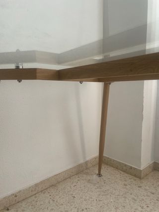 Mesa de salón cristal y madera