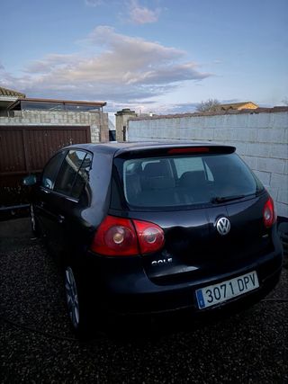 Volkswagen Golf 2005