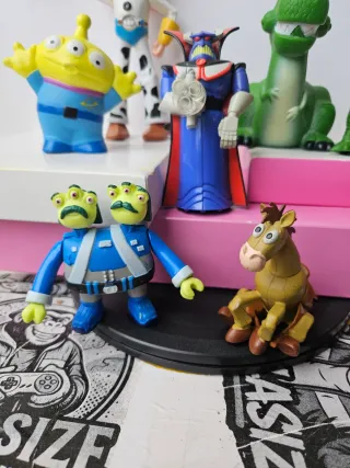 Lote Figuras Toy Story & Disney Colecionáveis