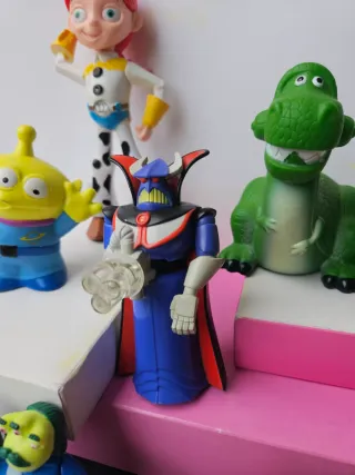 Lote Figuras Toy Story & Disney Colecionáveis