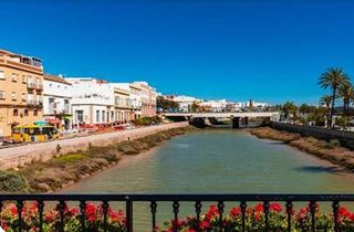 Casa en venta en Núcleo Urbano en Chiclana de la Frontera