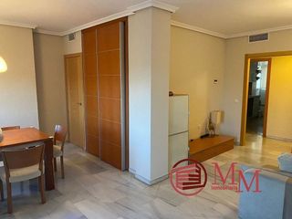 Piso en alquiler en Huerta de la Reina - Trassierra en Córdoba