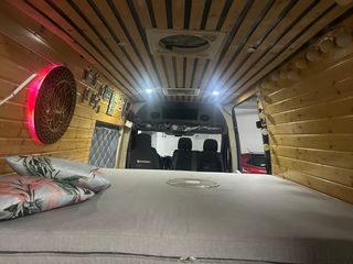 Mercedes-Benz Sprinter 2012