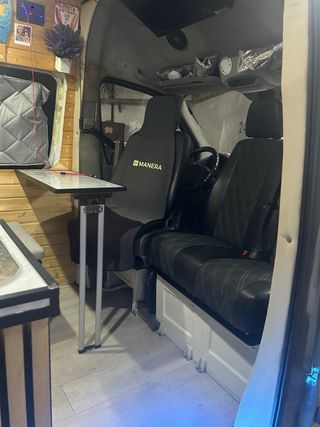 Mercedes-Benz Sprinter 2012