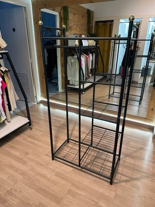 Estantería Perchero Metálico Negro y Dorado