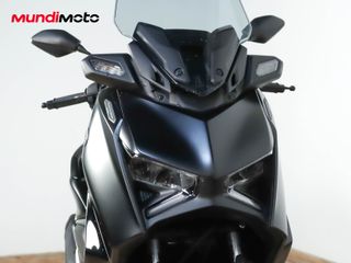 YAMAHA X-MAX 125 TECH MAX