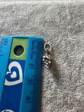 Pendente Prata Cacho Uvas Com Contraste