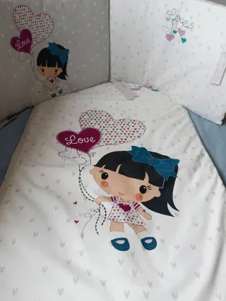 Edredón y chichonera para cuna