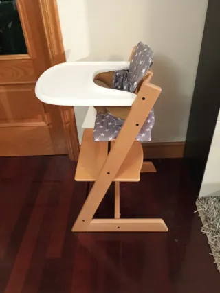 Trona Stokke Tripp Trapp con accesorios