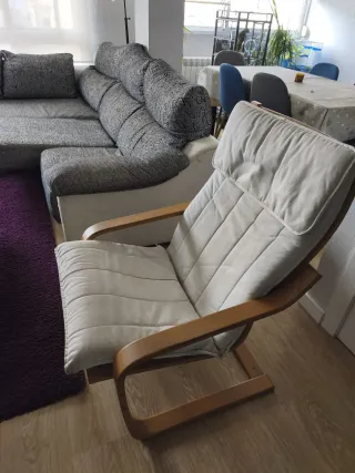 Sillón de madera Ikea beige
