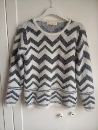 Jersey pelito blanco y negro zigzag