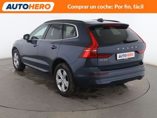 Volvo XC60 2.0 B4 Mild-Hybrid Momentum Pro 2WD