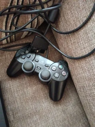 Consola PS2 + 2 Mandos + 3 Juegos
