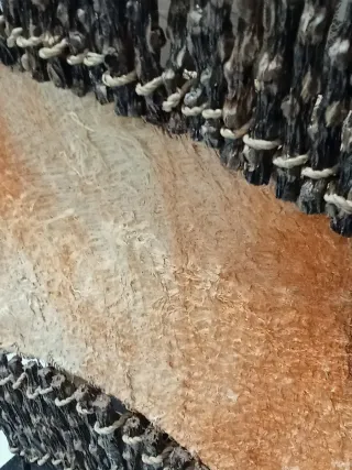 Lámpara artesanal africana madera y tela