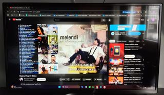 MONITOR DE 32" LG 32SM5KE-B - COMO NUEVO-