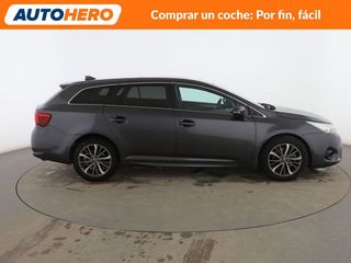 Toyota Avensis 2.0 D-4D Advance