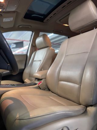 SUBARU TRIBECA B9 2007 177.000km Etiqueta C