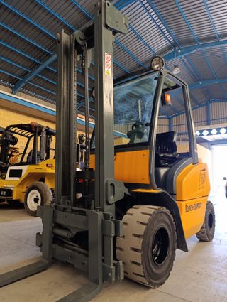 Carretilla elevadora JUNGHEINRICH Diesel