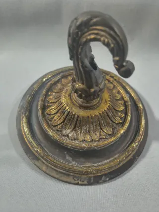 Antiguo rosetón para techo.