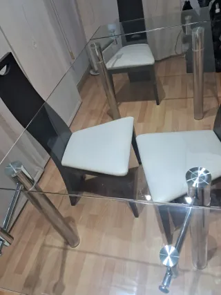 Lote comedor,sofa cama,mesa sillas armario abitaci