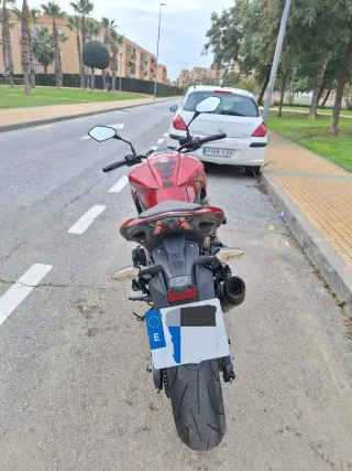 Kawasaki Z800e 2016 A2