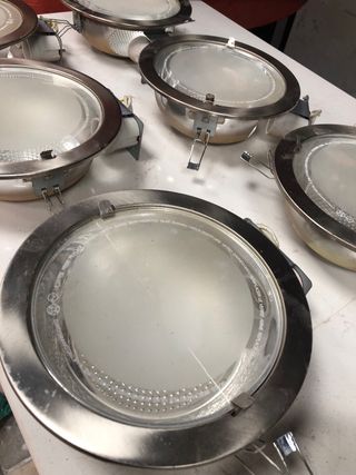 Portalámparas empotrable para techo