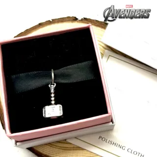 Charm Colgante Martillo de Thor