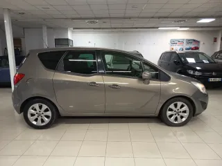 Opel Meriva 2011