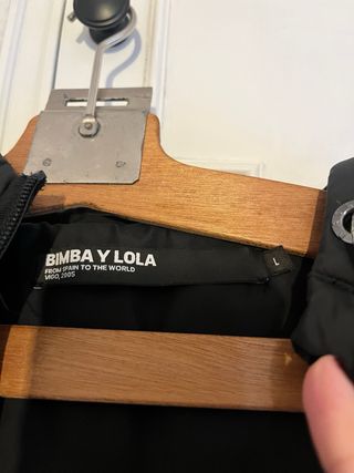 Abrigo acolchado Bimba y Lola negro