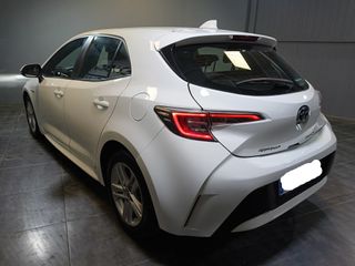 Toyota Corolla 1.8H BUSSINES PLUS