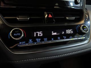 Toyota Corolla 1.8H BUSSINES PLUS