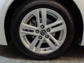 Toyota Corolla 1.8H BUSSINES PLUS