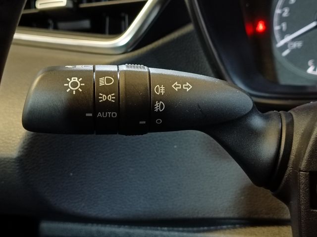 Toyota Corolla 1.8 125H BUSSINES PLUS