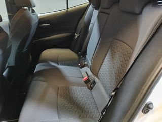 Toyota Corolla 1.8 125H BUSSINES PLUS