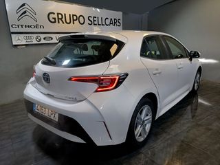 Toyota Corolla 1.8 125H BUSSINES PLUS