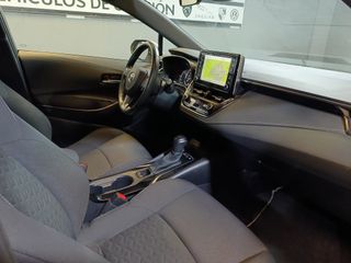 Toyota Corolla 1.8 125H BUSSINES PLUS