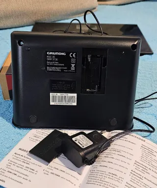 Radio Despertador Grundig KSG35 Negro