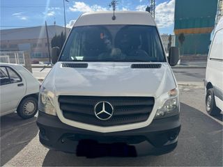 Mercedes-Benz Sprinter 2018 L4-H2 IVA