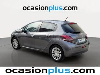 Peugeot 208 BlueHDi 100 S&S Signature 73 kW (99 CV)