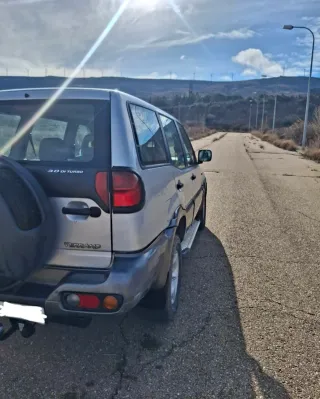 Nissan Terrano II 2003