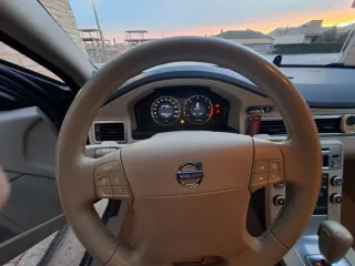 Volvo V70 2008