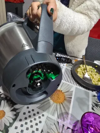 Boccale Bimby TM6 nuovo con paraschizzi+coprilame