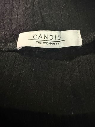 Maglioncino donna nero con cut-out