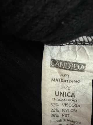 Maglioncino donna nero con cut-out