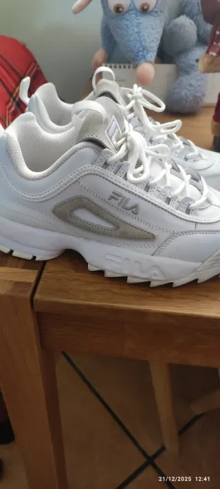 Tenis Fila Blanco, número 38